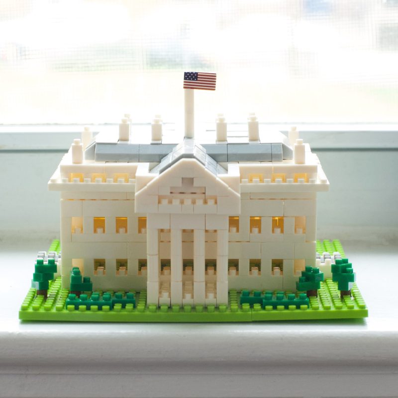 00009911069MiniBuildingBlocksWhiteHouse4