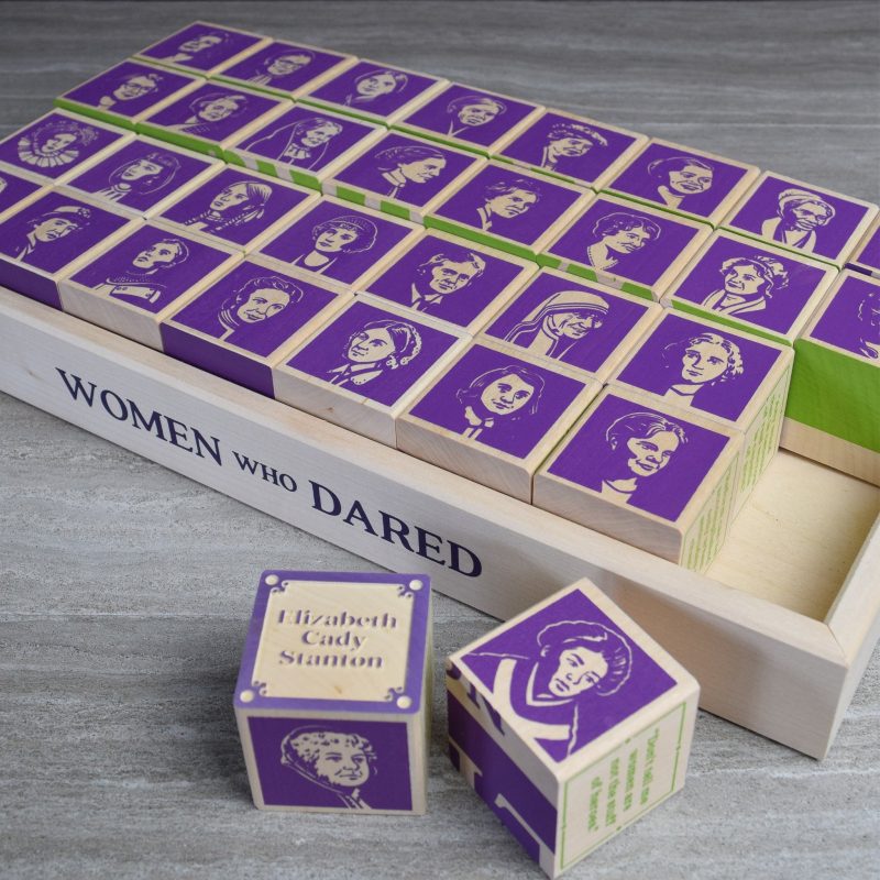 109526 BLOCK SET WOMEN WHO DARED 0547