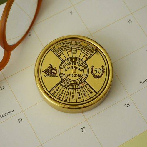 112269 PERPETUAL CALENDAR BRASS BASE 0043