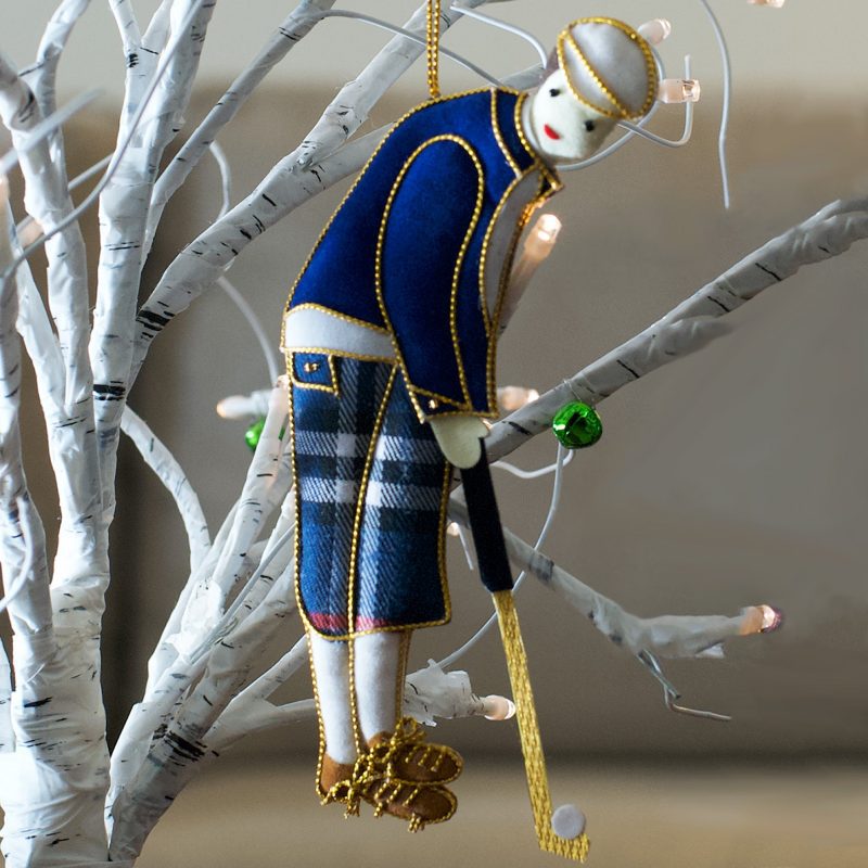 113118MaleGolferOrnament