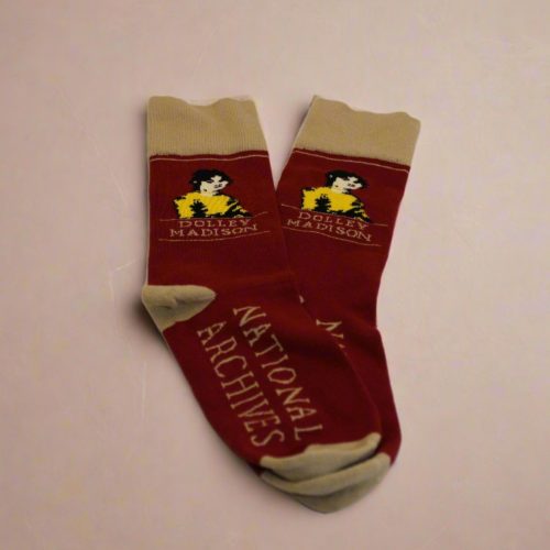 653034143016 dolleymadison socks